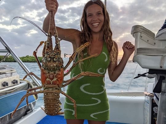 Catamarán de vela capitaneado de 42 pies con 3 cabinas y todos los juguetes 