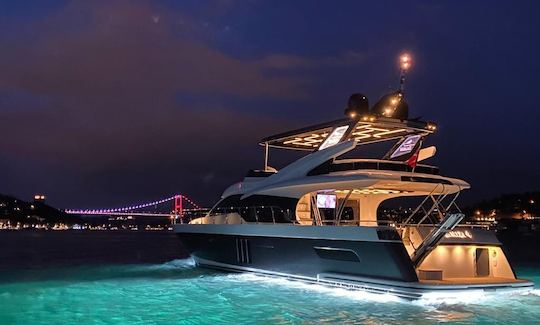 Alugue um luxuoso iate Holding 25 em Istambul, Turquia