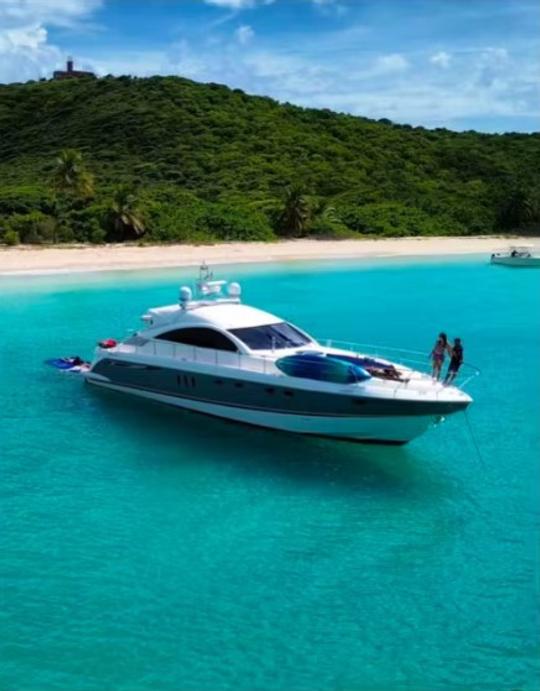 Iate Fairline de 65 pés para aluguel de iates VIP: pacotes de luxo aguardam você! ⛵