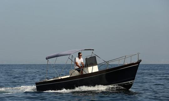 Lancia Sorrentina 6 (rápido) em Piano di Sorrento, Campânia