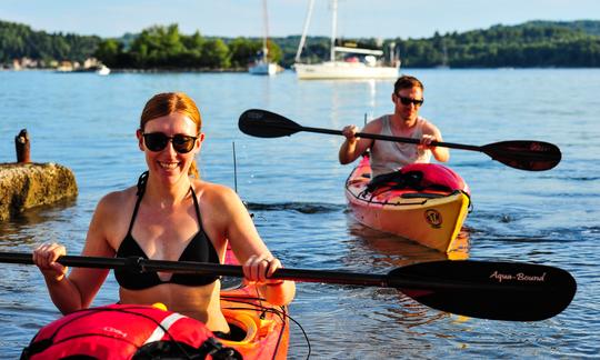 Profitez d'excursions en kayak de mer de qualité supérieure à Korčula, en Croatie