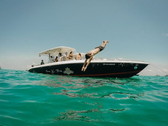 Excursion en bateau de sport d'île en île