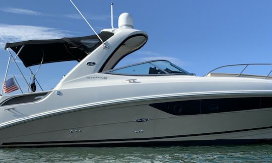 Charter This Sea Ray Sundancer in North Miami Beach