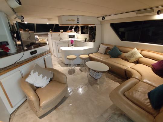 Luxury & New 2024 60ft Spacious Yacht Capacity 22 Guests