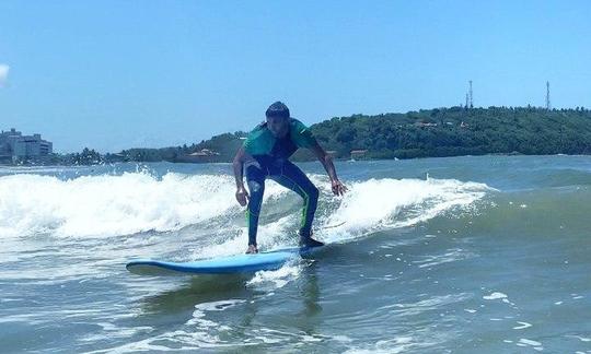 Clase privada de surf en Galle