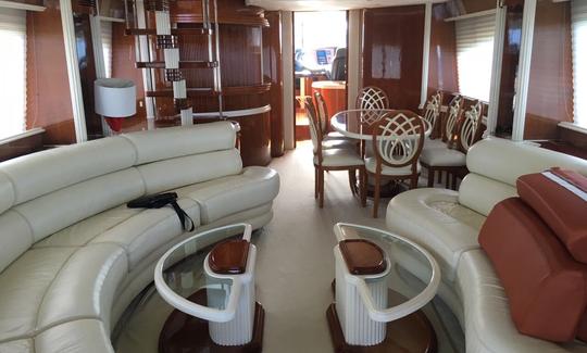 Location de yacht à moteur Azimut 85 Power à Puerto Aventuras, Quintana Roo