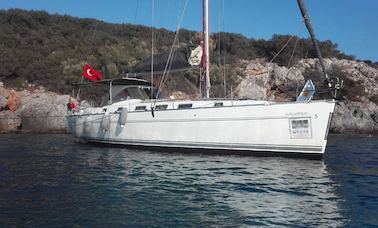 Beneteau Cyclades 43.4 Sailing Charter in Muğla, Turkey!