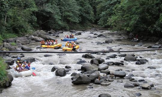 Viaje de rafting en aguas bravas de 1,5 horas en Lingsar