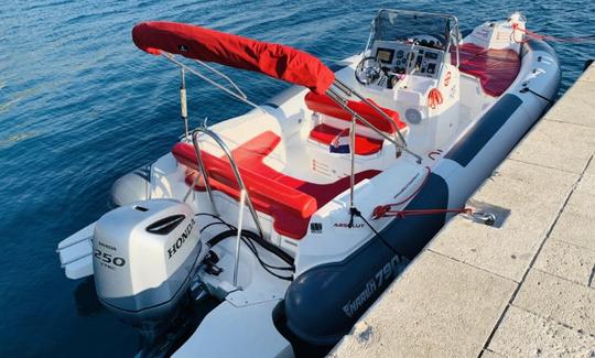 Aluguel de Marlin 790 RIB Honda 250 hp em Split, Croácia