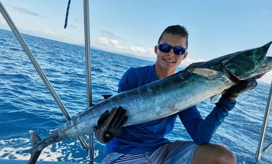 Excursion de pêche sous-marine côtière ou en eau bleue au départ de Quepos, au Costa Rica