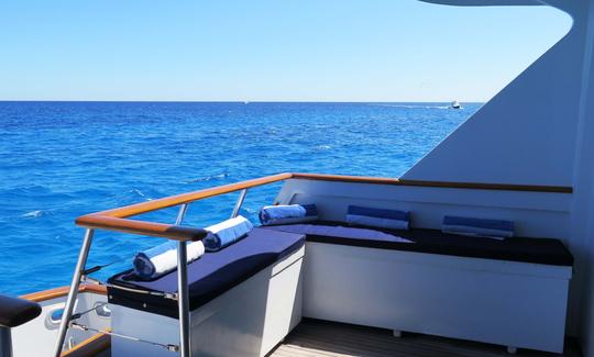 80' Private Yacht Charter For Rent In (Tulum)