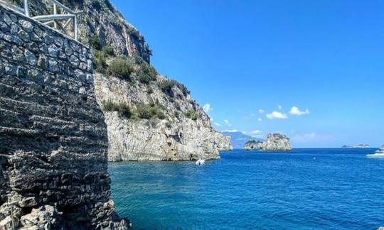 Paseo en barco y comida a la Conca del Sogno en Positano