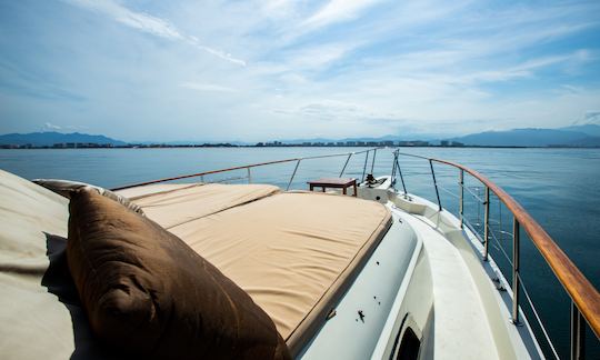 Hatteras Classic 58' Power Mega Yacht in Puerto Vallarta, Mexico