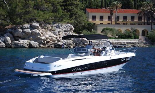 Aluguel de barcos Bayliner Avanti 8 no Condado de Zadar, Croácia