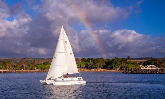 Trimarã Smooth Sailing de 41 pés Charters & Adventures na costa norte de Oahu, Haleiwa