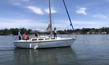 Catalina 30 sailboat  in Portland, Oregon