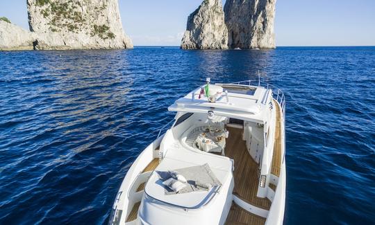 Motor Yacht Klase 50 en Sorrento, Italia