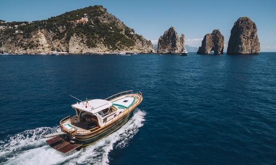 Bateau à moteur Gozzo Fratelli Aprea 36 Hard Top à Sorrente, Italie