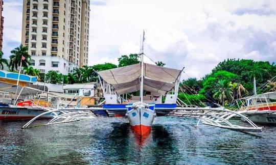 Lancha tradicional para alugar na cidade de Lapu-Lapu