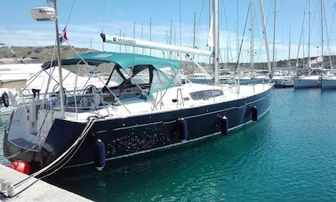 Charter the "Mambo" Beneteau Oceanis 54 Cruising Monohull in Kaštel Gomilica, Croatia