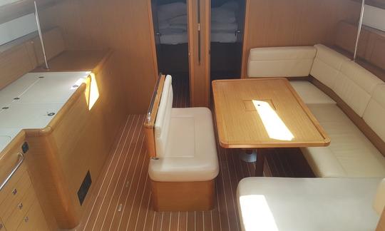 Aluguer de iate à vela “Ana B” Jeanneau Sun Odyssey 49 em Kaštel Gomilica, Croácia