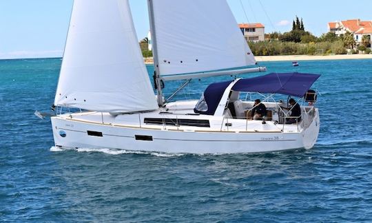 “Anima Maris” Beneteau Oceanis 38.1 Sailing Yacht in Kastel Gomilica