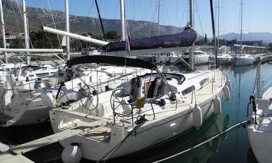 Charter the "Giordano Bruno" Salona 44 Sailing Yacht in Kaštel Gomilica, Croatia