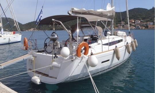 Jeanneau Sun Odyssey 409 ( 2015 / 8 pax ) comfort yacht from Kos to sail Aegean islands, Greece