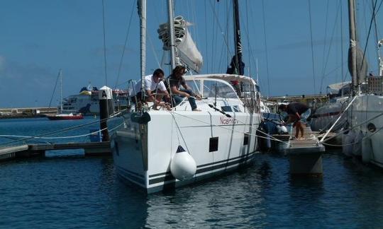 Charter the Hanse 418 Sailing Yacht in Porto Santo, Portugal