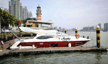 Yate a motor Azimut 47 en Shanghai Shi, China