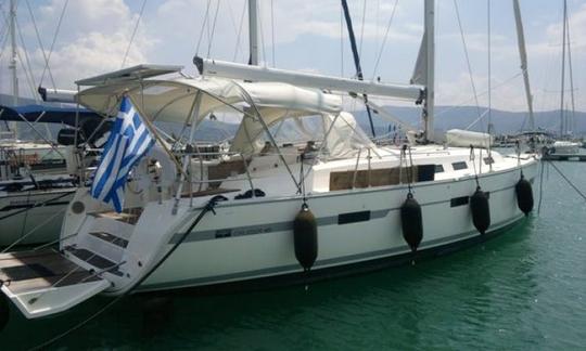 Alquile un crucero Bavaria 45 en monocasco en Lefkas o Corfú