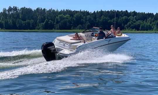 Bayliner VR5