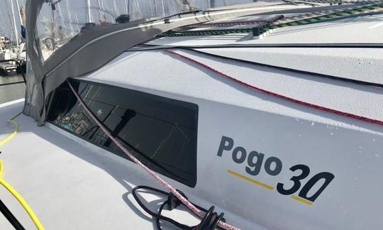 Alquiler del velero «Ma 'Auva» Pogo 30 en La Rochelle, Francia