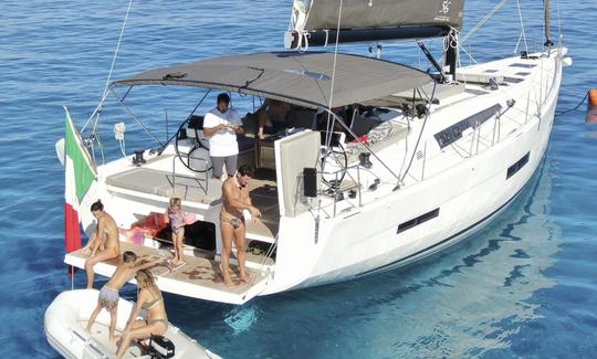 Knight Dufour 56 Sailing Yacht for Rent in Marsala, Sicilia