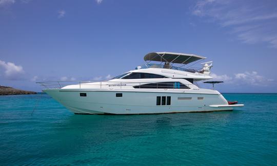 Incrível iate de luxo Fairline de 65 pés para alugar em Sint Maarten