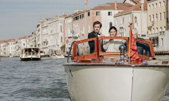 Half Day / Full Day Venetian lagoon Tour on Vintage Classic Boat 