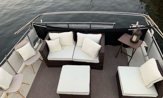 43' Double Cabin Yacht Experience in Marina del Rey!