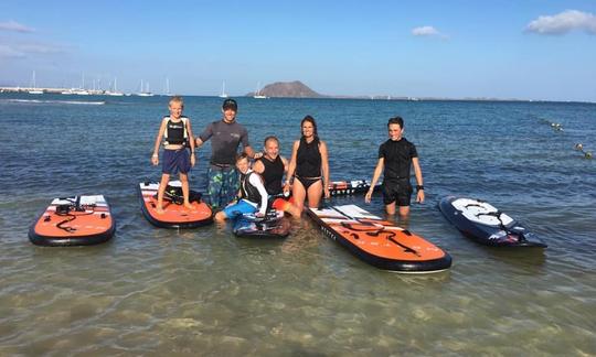 Alquiler de tabla de surf eléctrica ecológica Carver X en Corralejo