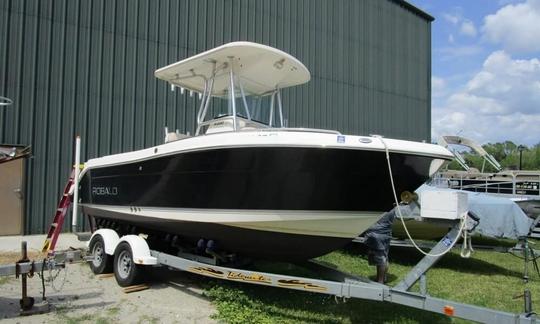 Barco con consola central Robalo R220 en Annandale, Minnesota