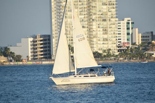 Voilier de luxe privé de 30 pieds dans les baies et les îles de Mazatlan