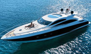 Impressionante Sunseeker 82 Predator de luxo em Poltu Quatu