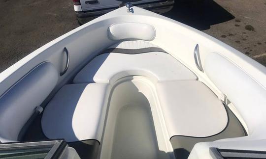 Take  speedboat for a spin! 19’ great sound system Bow-Rider Speedboat