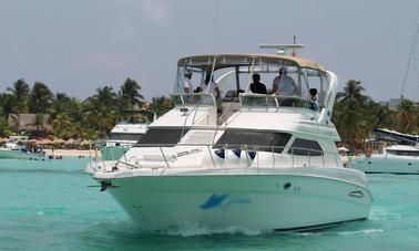 Sea Ray 45' Express Yacht for Charter in Cancun