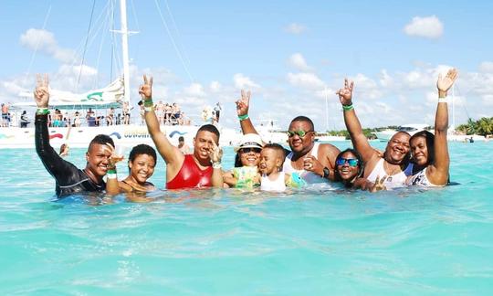 Aluguel de catamarã à vela de 12 metros na lagoa em Los Melones, República Dominicana