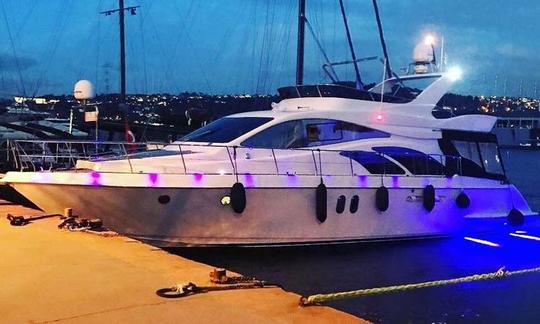 Yacht de luxe pour 18 personnes à louer à Istanbul, Turquie