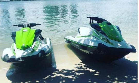 Aluguel de jet ski Yamaha EX Deluxe e SeaDoo 2021 em Tampa, Flórida