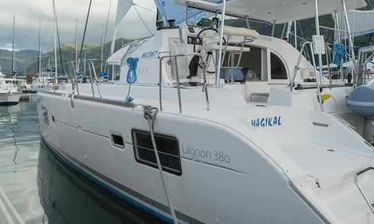 Catamaran de croisière à louer Magikal Lagoon 380 à Mahé, Seychelles