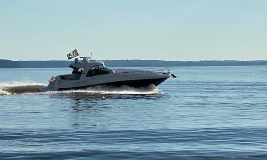 Sea Ray Sundancer 55' Tours on the Potomac River