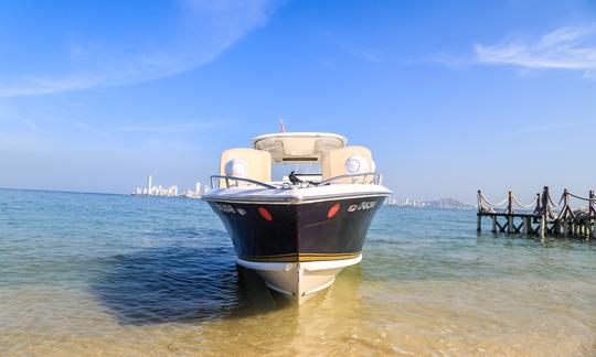 Console centrale de 41 pieds de bateau charter privé pour 20 personnes à Carthagène