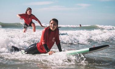 Aprende a surfear con nosotros en Vejer de la Frontera, Andalucía